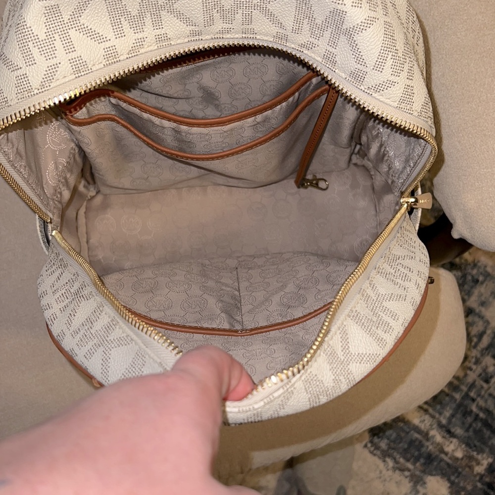 Michael Kors Cream and brown zip backpack - Picture 11 of 12